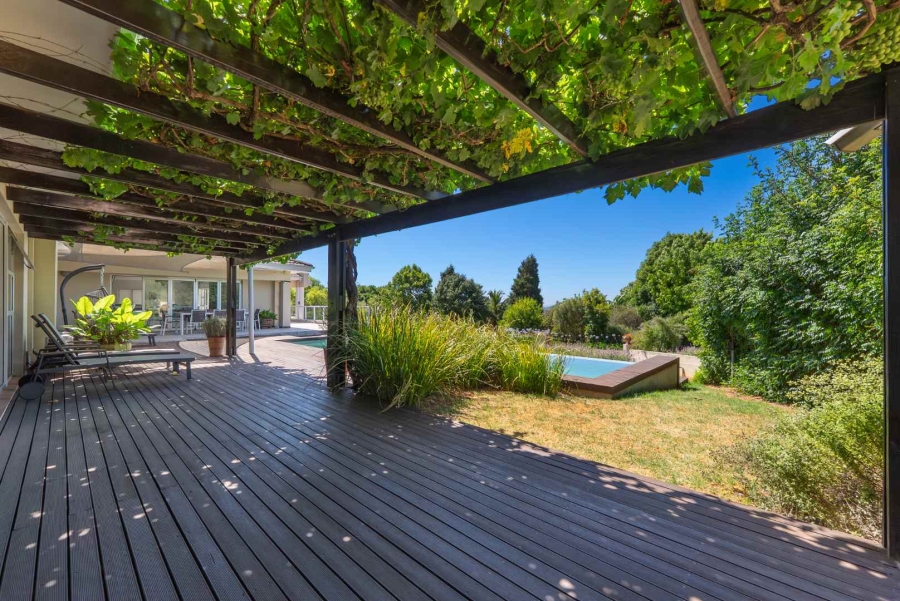 5 Bedroom Property for Sale in Stellenbosch Farms Western Cape